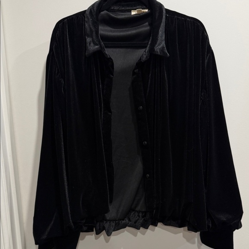 BiBi Black Heavy Velvet XL Button-Up Jacket, Stand-up Collar, Cuff Sleeves.